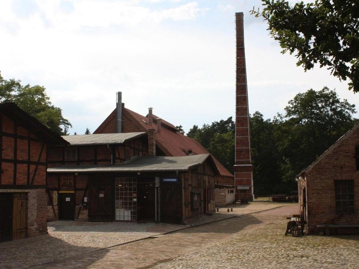 Ferienwohnung Am Roten Schloss Glashutte  المظهر الخارجي الصورة